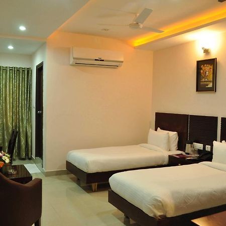Hotel Swagath De Royal Hyderabad Esterno foto