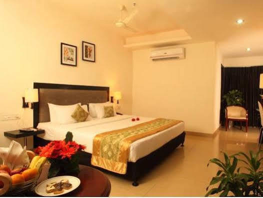 Hotel Swagath De Royal Hyderabad Esterno foto